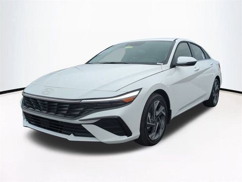 New 2026 Hyundai Elantra Limited FWD image 9