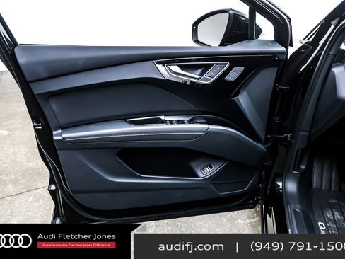 Used 2023 Audi Q4 e-tron Premium Plus w/ Premium Plus image 22