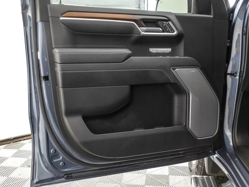 Certified 2025 GMC Sierra 1500 Denali AWD/4WD image 41