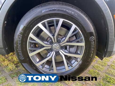 Used 2019 Volkswagen Tiguan SE FWD image 9