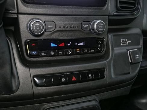 Used 2026 RAM ProMaster 2500 w/ Convenience Group FWD image 23