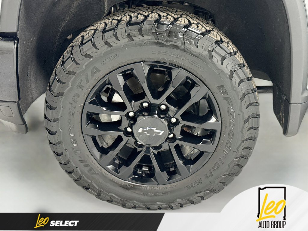 Used 2025 Chevrolet Silverado 2500 LT w/ Trail Boss Package AWD/4WD image 35
