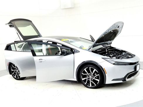 Used 2024 Toyota Prius Prime image 12