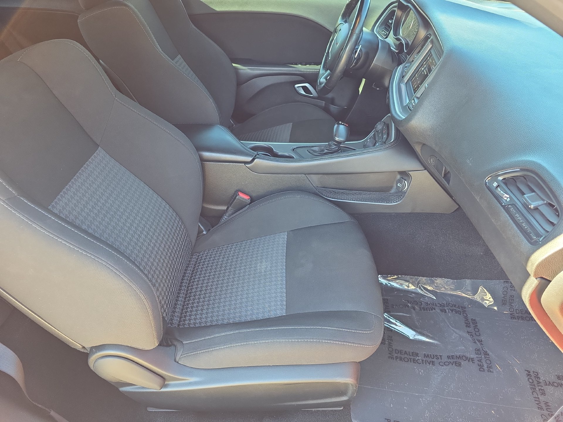 Used 2022 Dodge Challenger R/T RWD image 10