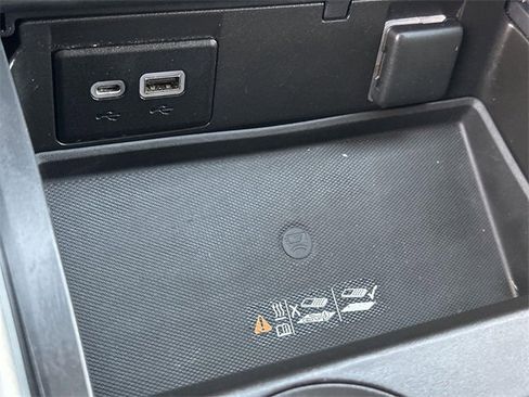 Used 2021 GMC Yukon XL Denali w/ Denali Premium Package image 39