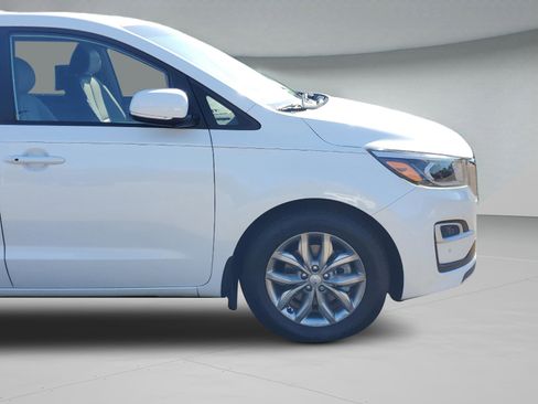 Used 2019 Kia Sedona EX w/ Paint Protection Package image 34