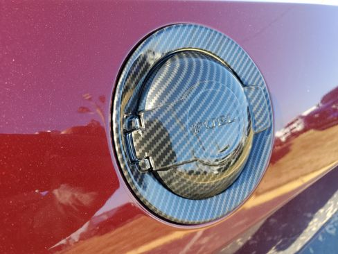 Used 2020 Dodge Challenger SXT image 10