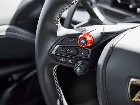 Used 2026 Lamborghini Revuelto AWD/4WD image 51