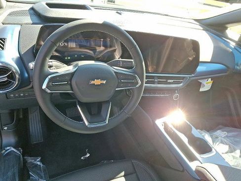 New 2026 Chevrolet Equinox EV LT w/ Convenience Package II image 7