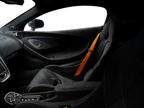 Used 2019 McLaren 600LT RWD image 51