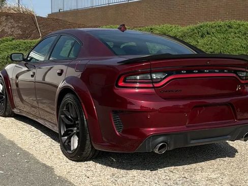 Used 2020 Dodge Charger Scat Pack image 6