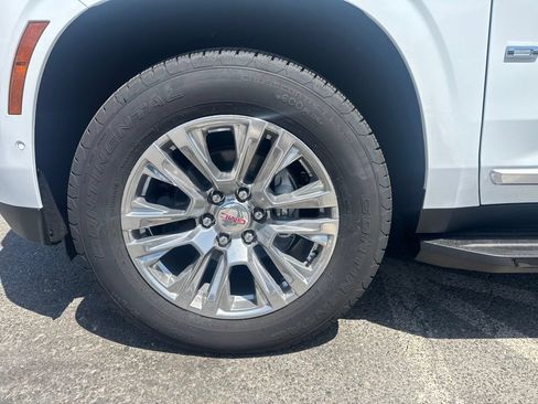 New 2026 GMC Yukon Denali w/ LPO, Floor Liner Package AWD/4WD image 3