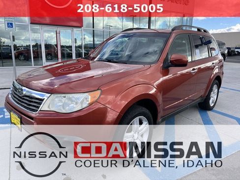 Used 2010 Subaru Forester 2.5X Limited image 1
