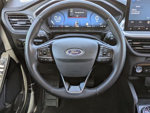 Used 2023 Ford Escape Platinum w/ Premium Technology Package image 22