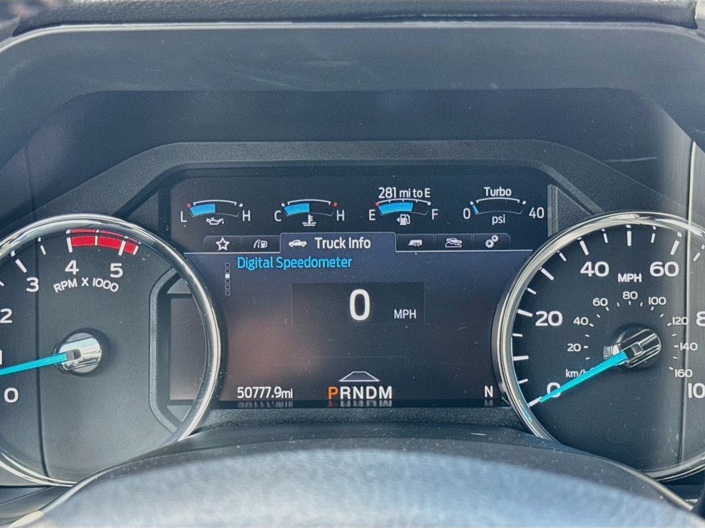 Used 2021 Ford F250 Platinum w/ FX4 Off-Road Package AWD/4WD image 13