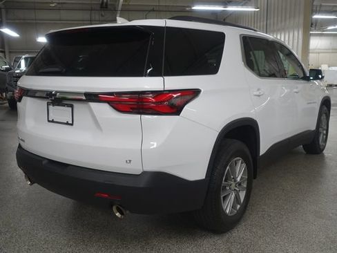 Used 2023 Chevrolet Traverse LT FWD image 7
