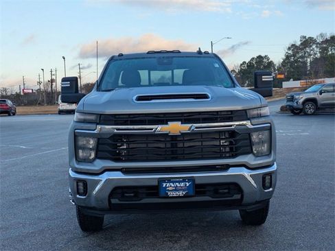 New 2026 Chevrolet Silverado 3500 LT image 7