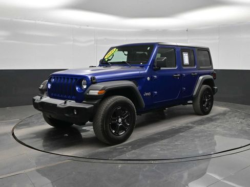 Used 2019 Jeep Wrangler Unlimited Sport S AWD/4WD image 4