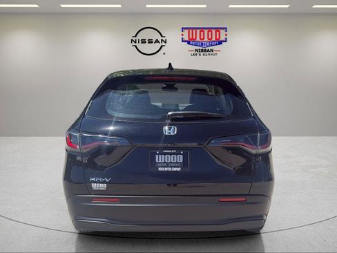 Used 2024 Honda HR-V LX image 3