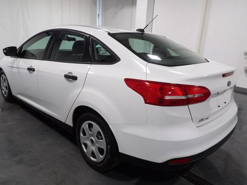 Used 2017 Ford Focus S image 7