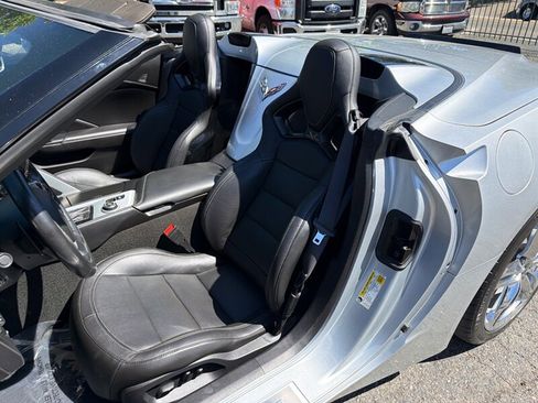 Used 2016 Chevrolet Corvette Stingray Convertible w/ 2LT Preferred Equipment Group RWD image 31