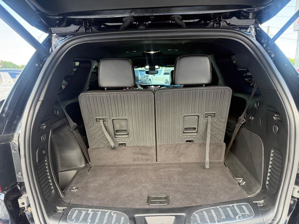 Used 2024 Dodge Durango SRT w/ Black Package AWD/4WD image 7