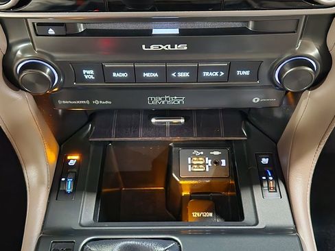 Used 2023 Lexus GX 460 Premium image 38