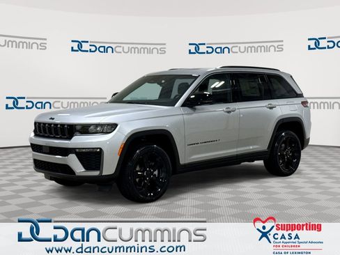 New 2026 Jeep Grand Cherokee Limited w/ Limited Altitude Package AWD/4WD image 1
