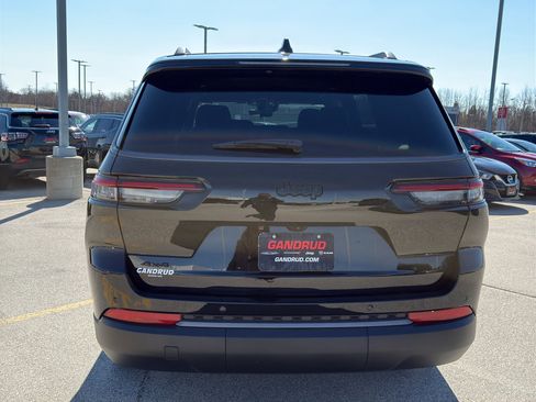 New 2026 Jeep Grand Cherokee L 4WD image 7