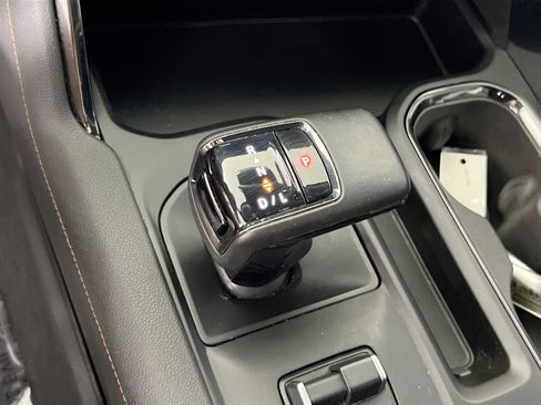 Used 2024 GMC Sierra 1500 AT4 w/ AT4 Preferred Package image 17