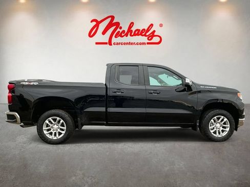 Used 2023 Chevrolet Silverado 1500 LT AWD/4WD image 2
