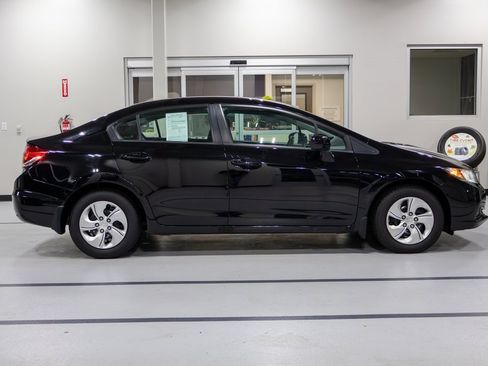 Used 2014 Honda Civic LX image 6