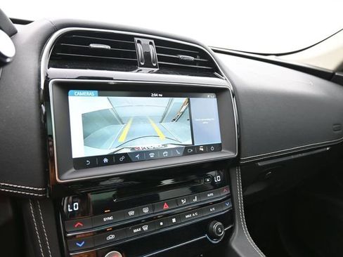 Used 2020 Jaguar F-PACE Checkered Flag image 27