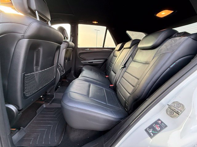 Used 2010 Mercedes-Benz ML 63 AMG 4MATIC image 13