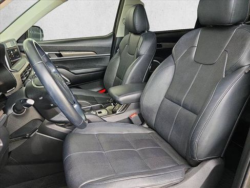 Used 2020 Kia Telluride EX FWD image 17