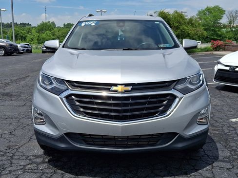 Used 2020 Chevrolet Equinox LT FWD image 2