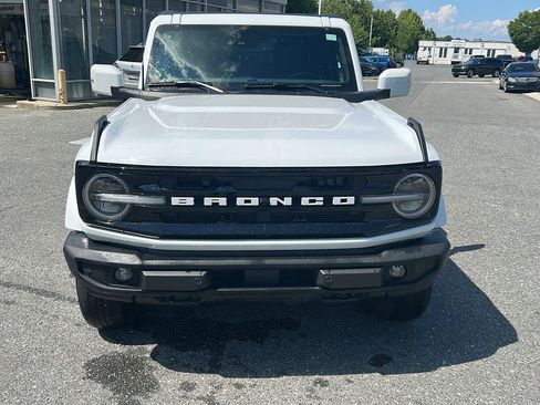 Used 2022 Ford Bronco Outer Banks AWD/4WD image 8