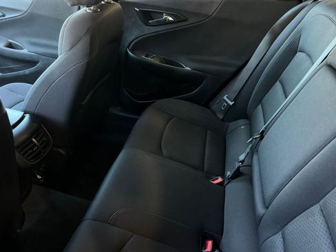 Used 2022 Chevrolet Malibu LT FWD image 5