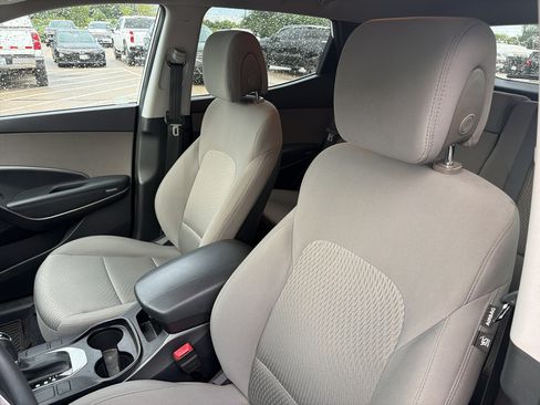 Used 2017 Hyundai Santa Fe Sport AWD/4WD image 10
