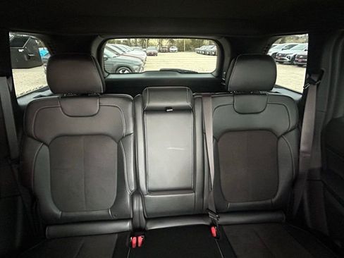 Used 2024 Jeep Grand Cherokee Altitude image 26