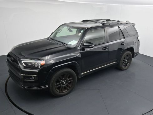 Used 2019 Toyota 4Runner Limited AWD/4WD image 12