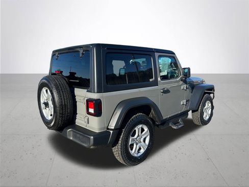 Used 2023 Jeep Wrangler Sport S image 7