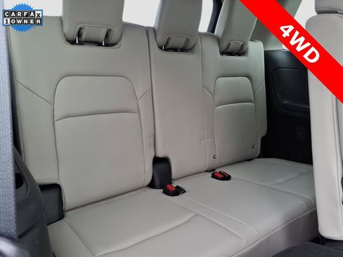 Used 2023 Nissan Pathfinder SL image 12