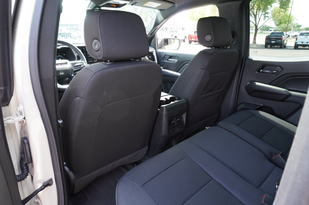 New 2026 GMC Canyon Elevation w/ Convenience Package RWD image 12