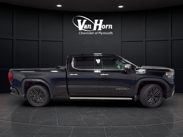 Used 2024 GMC Sierra 1500 Denali w/ Technology Package AWD/4WD image 8