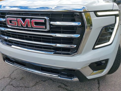 New 2026 GMC Yukon XL Elevation w/ Elevation Premium Package image 34