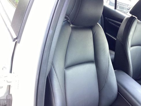 Used 2025 MAZDA MAZDA3 s FWD image 16