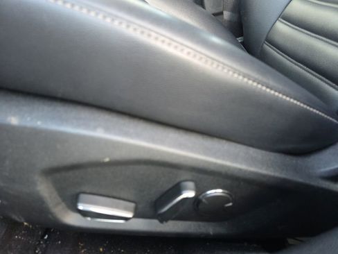 Used 2019 Ford Fusion SEL FWD image 12