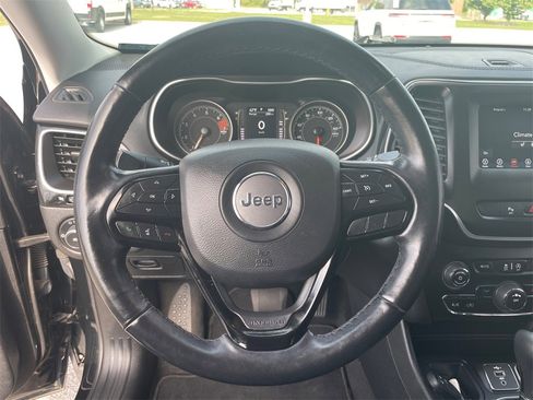 Used 2021 Jeep Cherokee Latitude Plus image 29