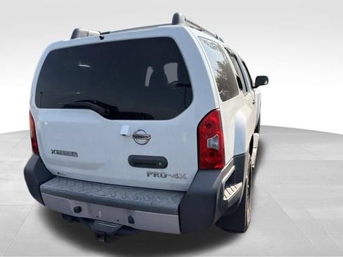 Used 2015 Nissan Xterra PRO-4X w/ Pro-4x Leather Package AWD/4WD image 13